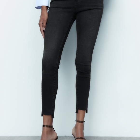 Zara Black Mid Rise Skinny Fit Z1975 - Picture 2 of 7